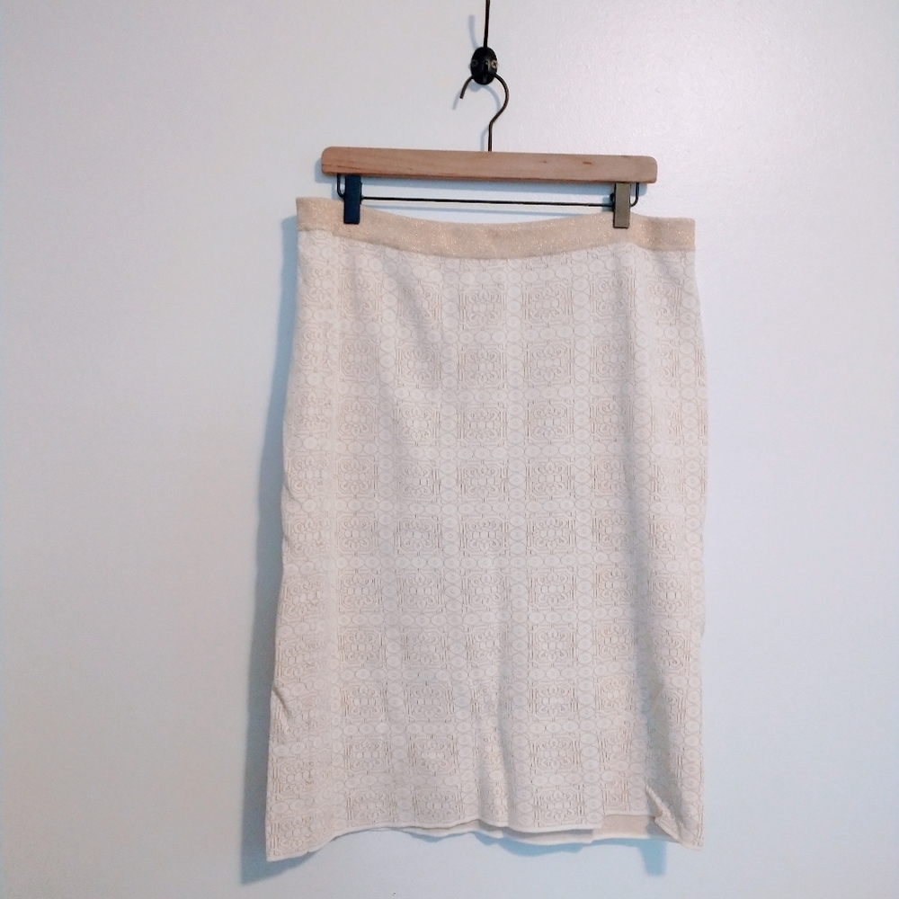 Grace stretchy pencil skirt with gold shimmery band and pattern size large